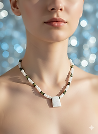 Doğal Aytaşı Kolye – Enerji ve Zarafetin Buluşması